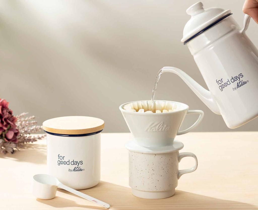 Kalita Coffee Pot, Enamel, White, 1000ml, Direct Stovetop, Made In Japan, ForGoodDays Drip Pot, Drip Kettle, Coffee Kettle, Tea Kettle, Coffee Shop,