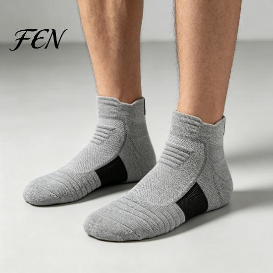 High Compression Training Socks Men Sports Socks, Athletic Cushioned Crew for Running Basketball Polyester Workout And Outdoor Training, Breathable