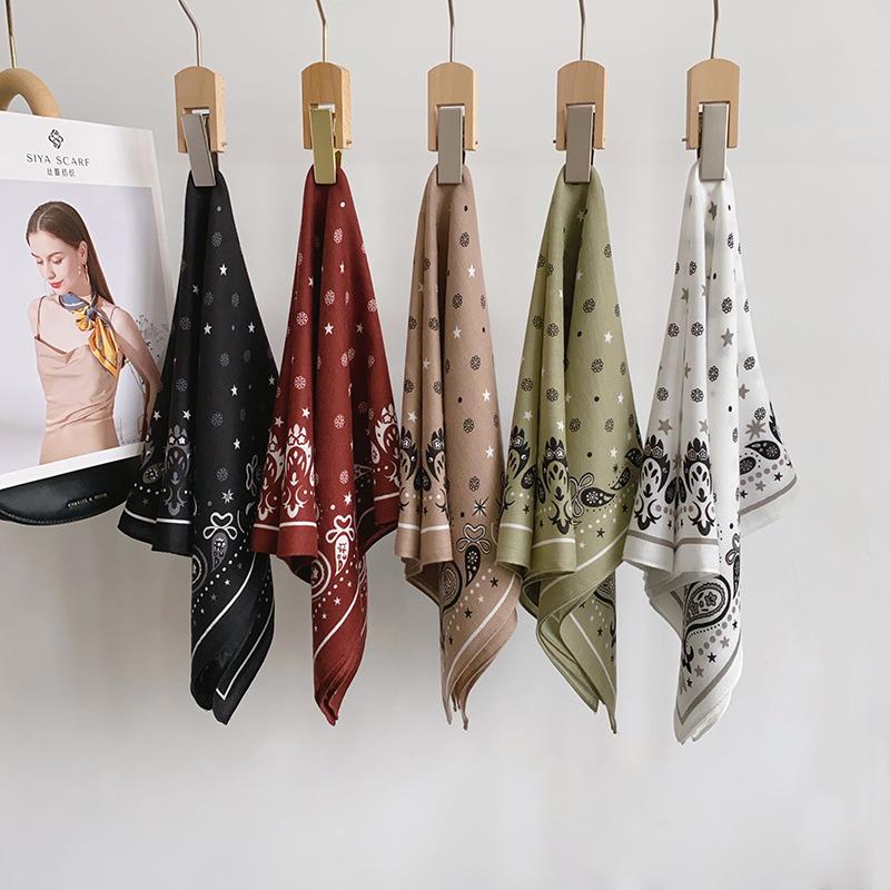 Herringbone simple printed square scarf Korean version Xiaoxiangfeng women's professional matching scarf travel photography fashionable decorative