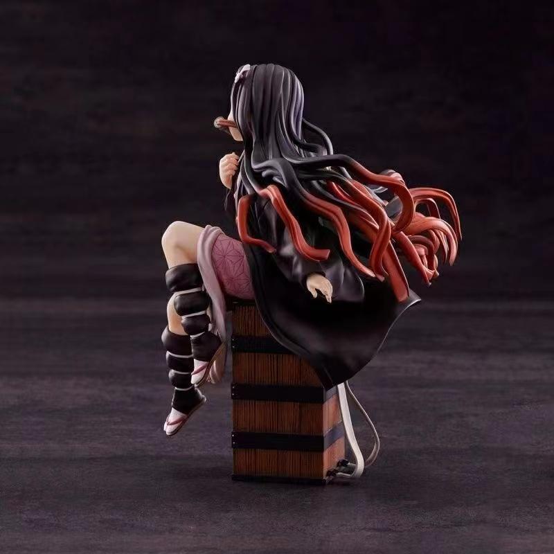 15CM Demon Slayer Kamado Nezuko Sitting Figure PVC Figure Toy Present Collection Box Decoration Desktop Set Ornament
