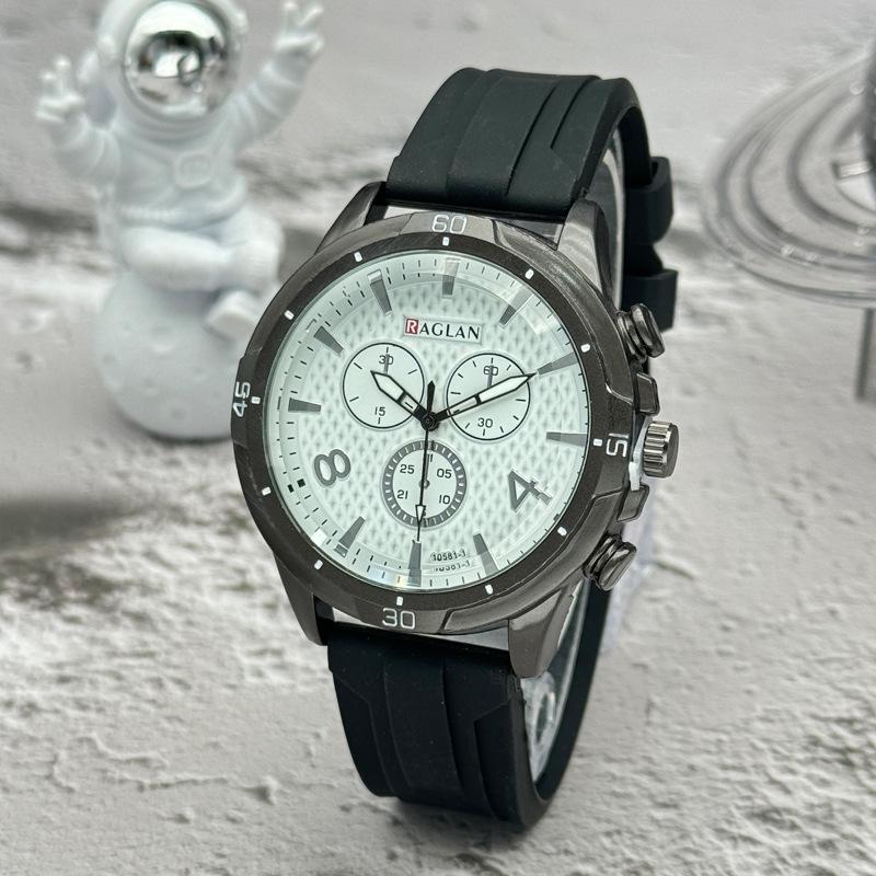 Men's Watch Fashion Quartz Watch Silicone Tape Digital Men's Watch