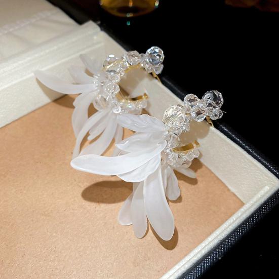 1 пара серег-гвоздиков с кисточками, серьги-капли с декором в виде лепестков из прозрачного акрила, праздничные серьги-заявления