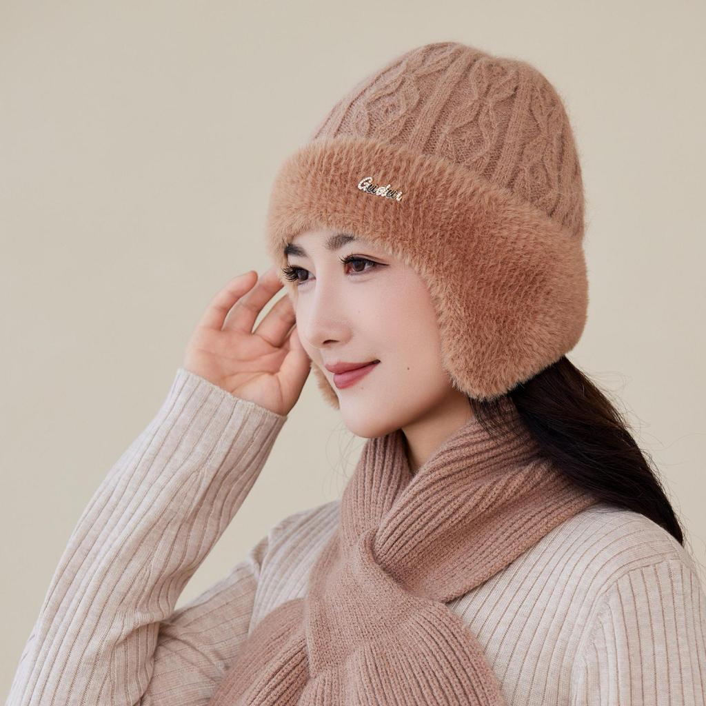Mom Middle-aged and Elderly Hat Knitted Hat for Women In Winter Warm Ear Protection Head Hat Plus Fluffy Hat Windproof Old Lady