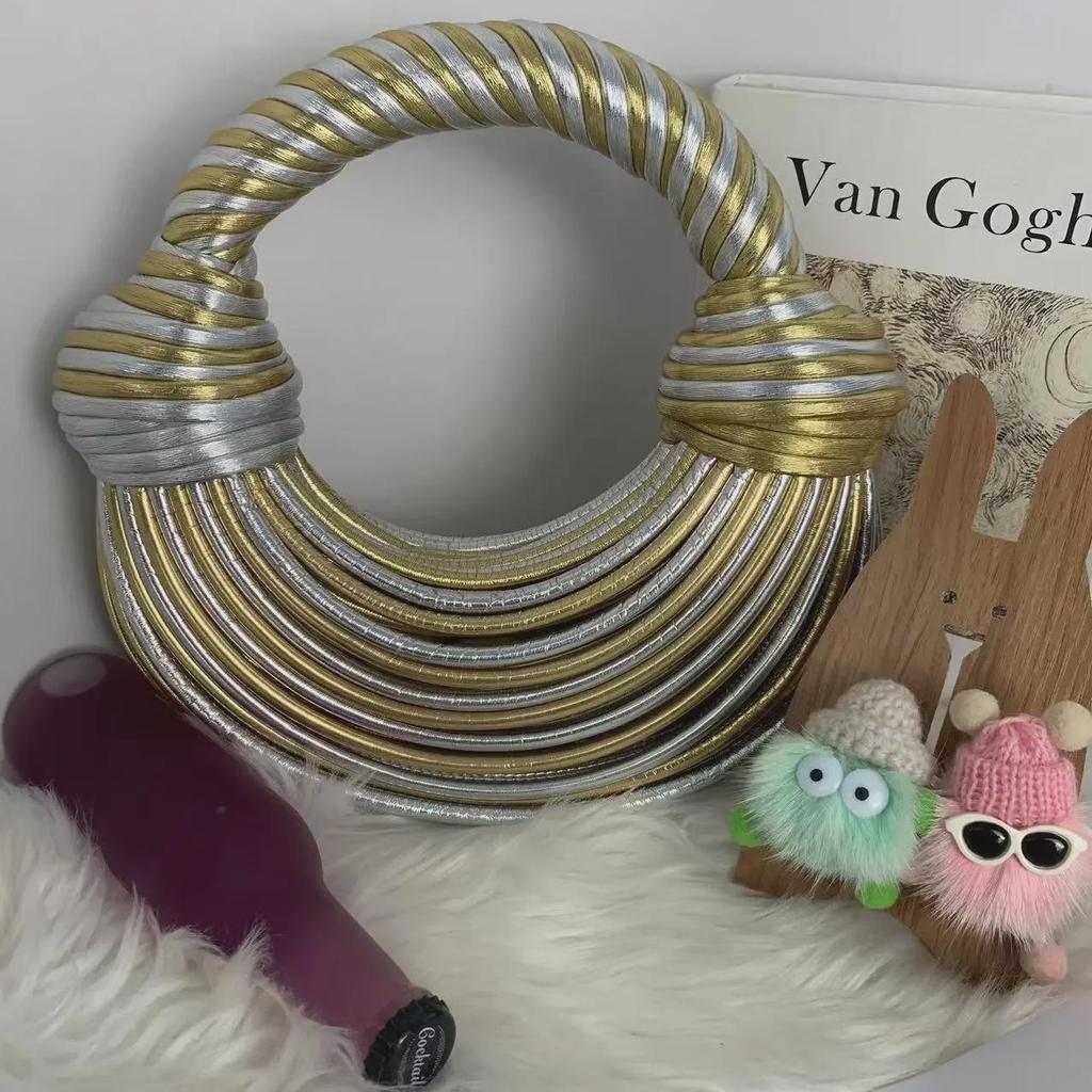 Сумка-переноска из ниши европейского и американского дизайна с текстурой - уникальная женская сумка