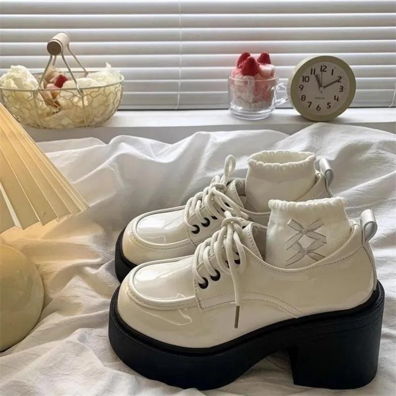 Туфли женские 2024 Лоферы женские на высоком каблуке на платформе Офисные и карьерные туфли-лодочки женские Шнуровка Круглый носок Туфли на толстом каблуке женские