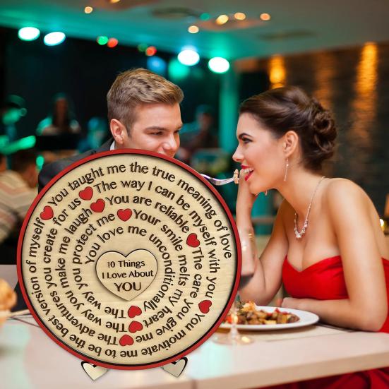 10 Things I Love about You Wooden Sign Romantic Quote Tabletop Sign Rustic Farmhouse Ornament for Home Bedroom Living Room Shelf Table Tiered Tray