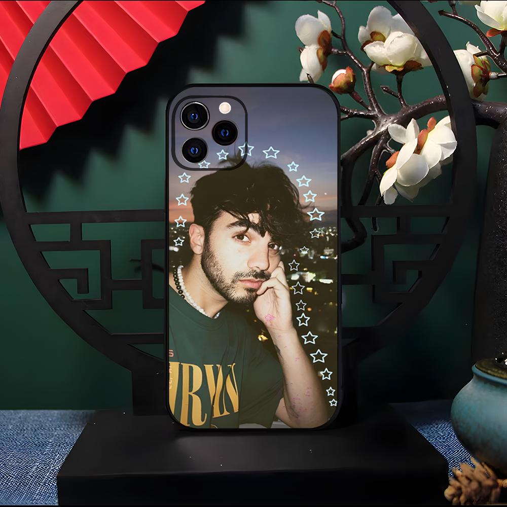 Singer Fede V-Vigevani Phone Case For IPhone 17 Pro Max 16 15 14 Pro Max 13 11 Air Plus Silicone Cover
