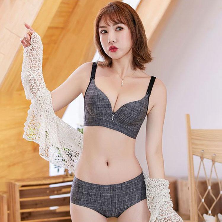 Gather Bra for Women Plaid Thick Adjustable Invisible Bra Without Steel Ring A Cup Sexy Push Up Bralette Sensual Lingerie