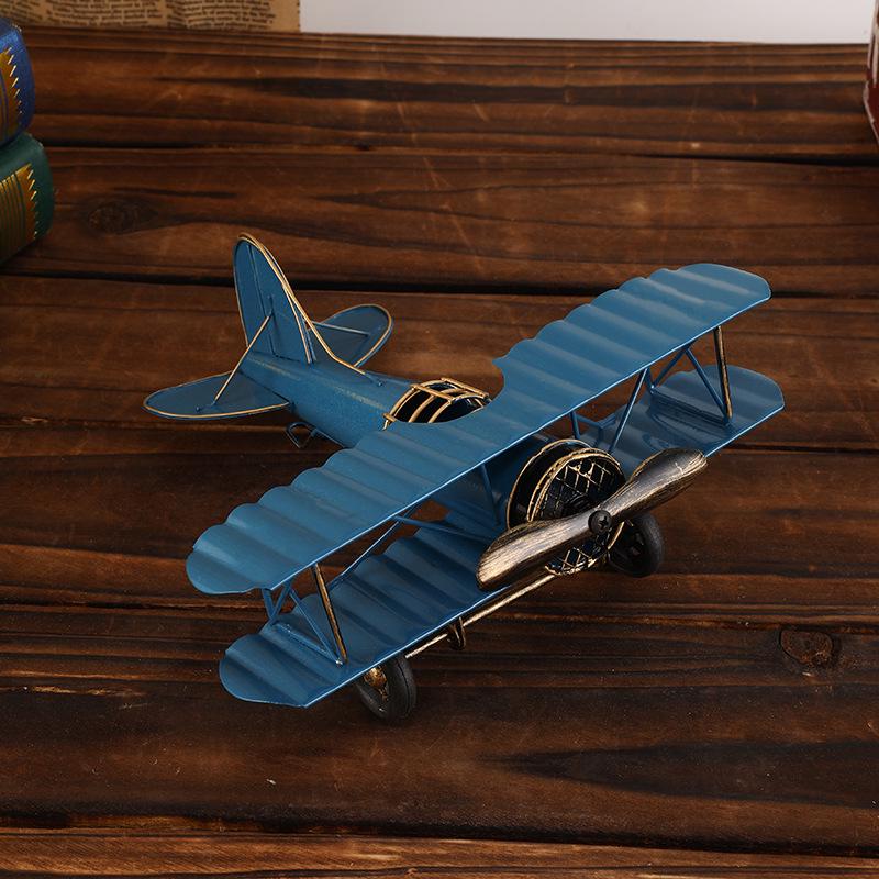 Creative WWII Retro Metal Airplane Model - Office Decoration and Gift