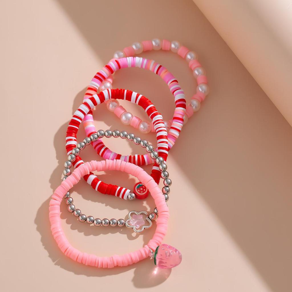 European & American Sweet Style Acrylic Beaded Bracelet Set with Cute Strawberry and Soft Clay Accents