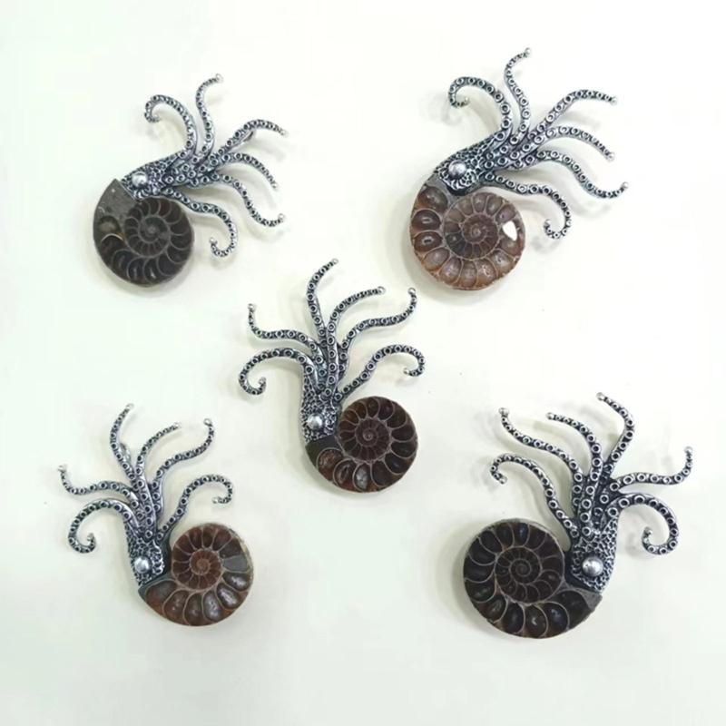 Colorful Seashells Octopus Brooch Pins Exaggerated Design Corsage Pin Metal Brooches for Women Clothing Bags Decorations