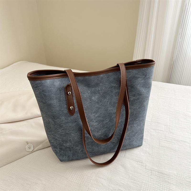 Ретро Высокая ценность Большая вместимость Подмышечная сумка-тоут Женская сумка Новая Модная Нишевая На одно плечо Сумка для поездок на работу