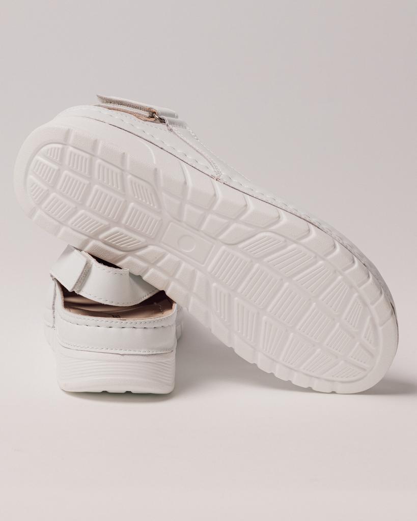 Босоножки на платформе Lifexpert 3252 36 белые кожа