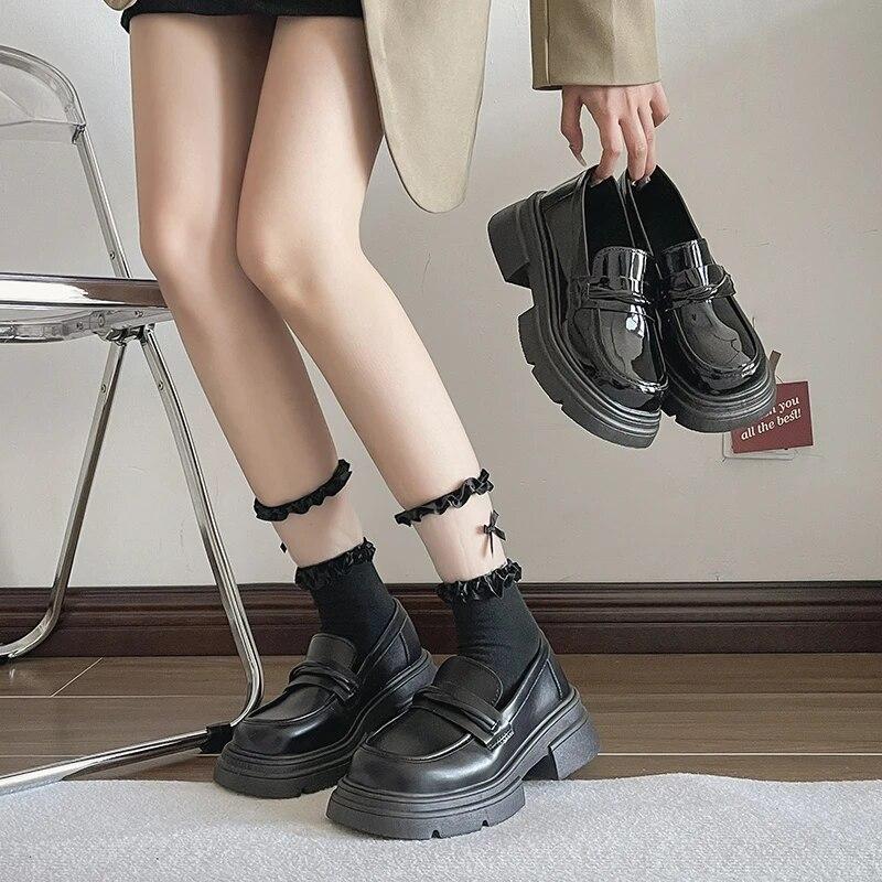 Женские лоферы на высоком каблуке, весна 2024, лакированные кожаные туфли-лодочки на массивной платформе, женские черные туфли без шнуровки Jk, форменная обувь Мэри Джейн