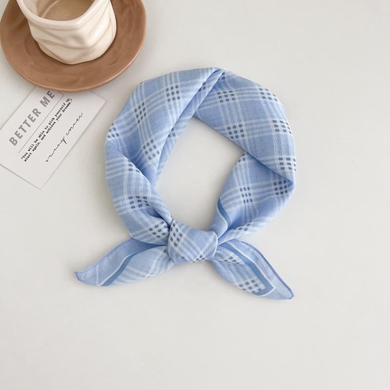 Polka dot silk scarf women's spring and summer new Korean ins versatile neck protection scarf fashion headscarf square scarf silk scarf