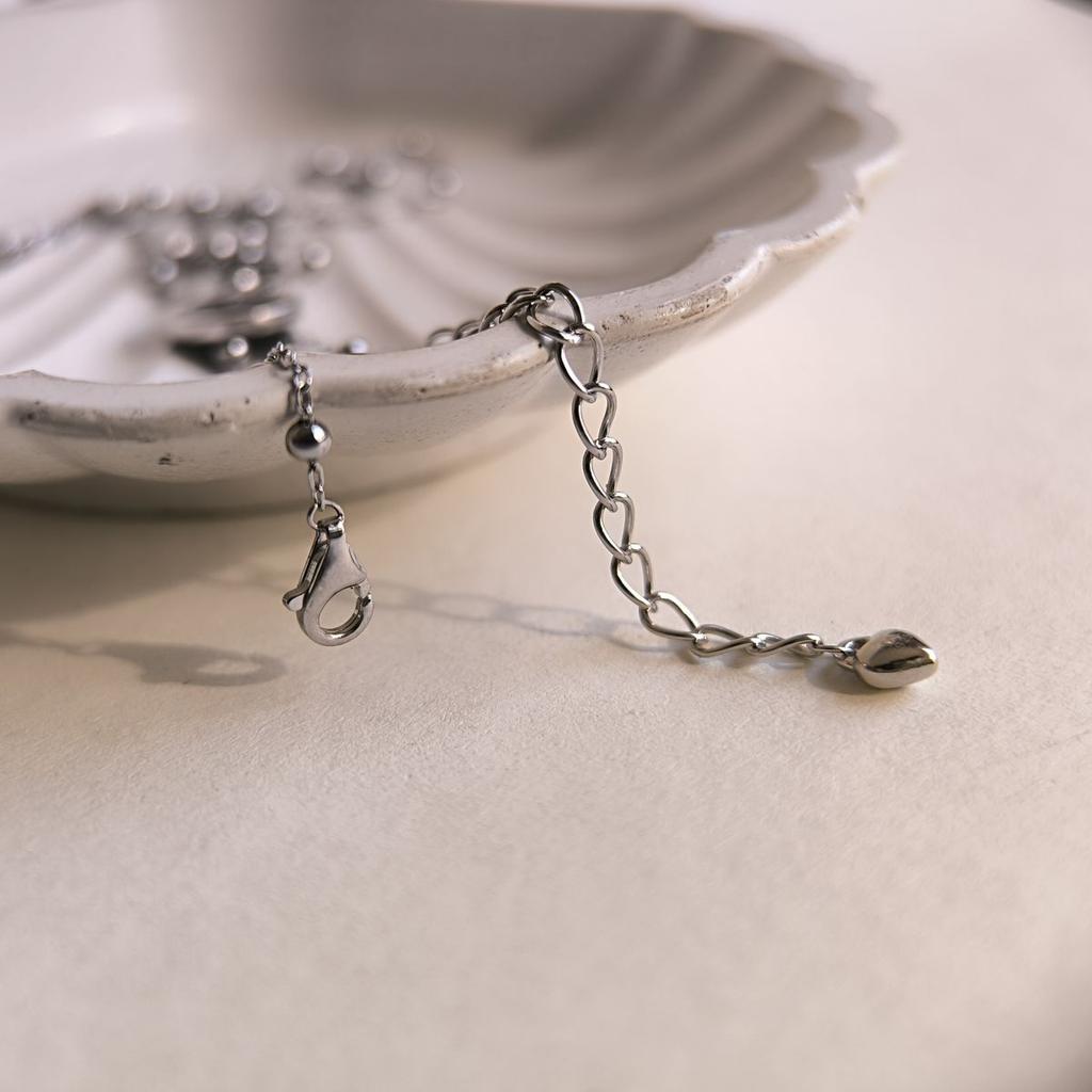 Серебряное колье с емаллю, вес изделия 3,81 гр (2190653)