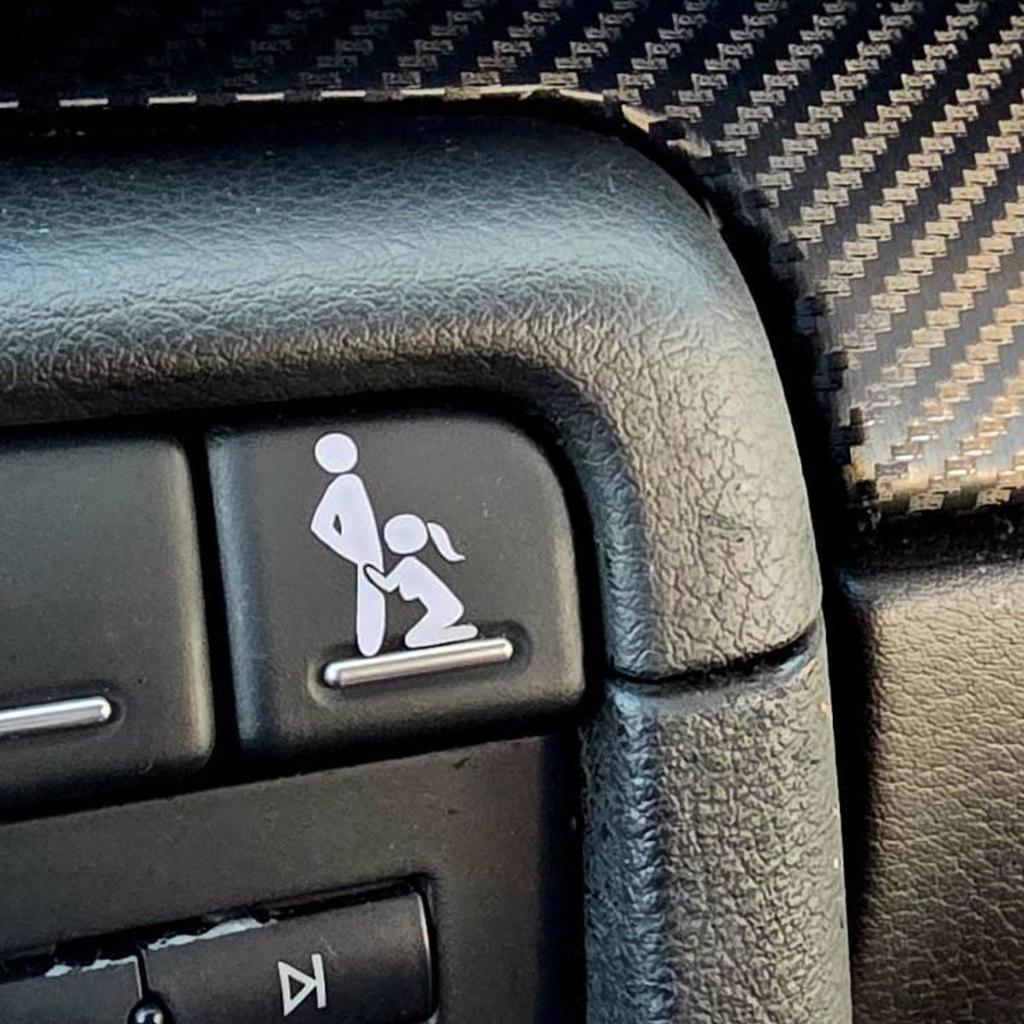 2 PCS Road Head Car Vinyl Decals For Blank Car Buttons Funny Car Accessories Stickers for Men Cup Holders 5