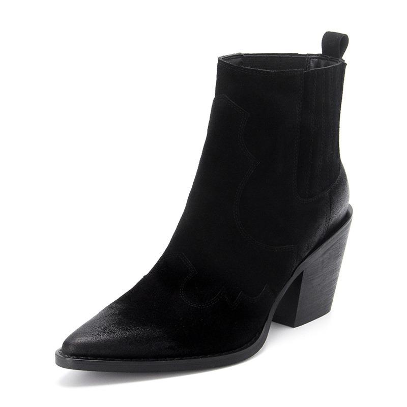 Женские ботинки из натуральной кожи с заострённым носком