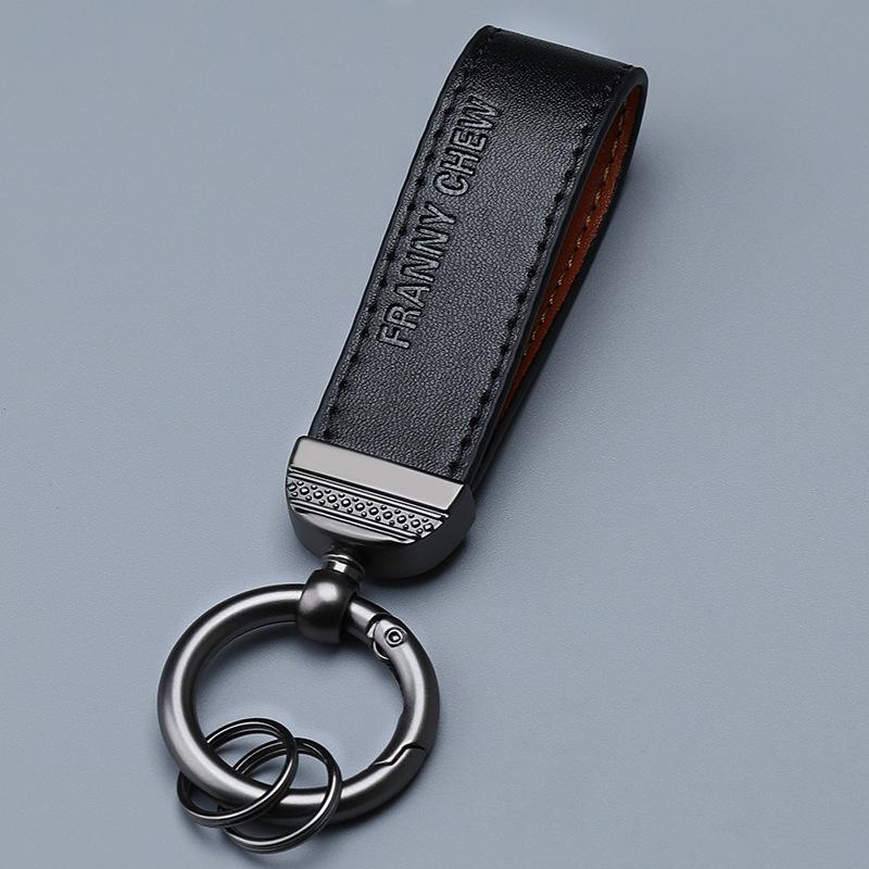 Брелок из натуральной кожи с металлическим кольцом - унисекс-логотип в подарок