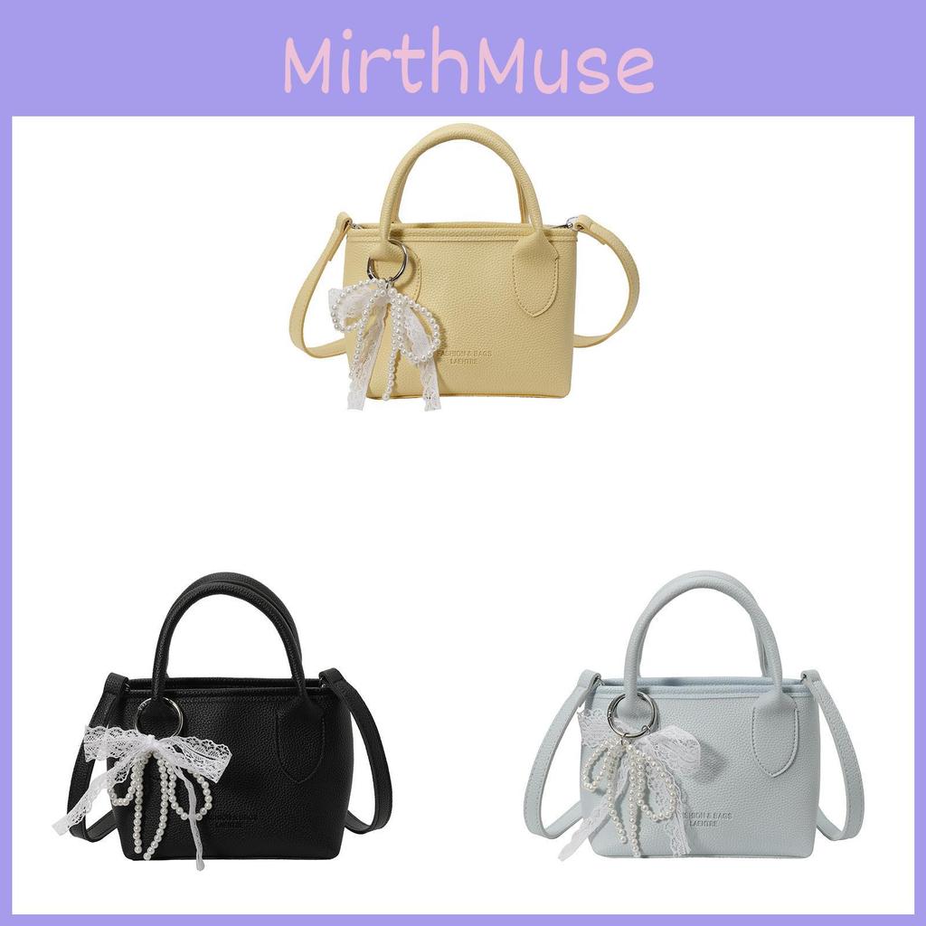 Minimalist Leather Shoulder Bag For Women With Stitching Details And Pearl Chain