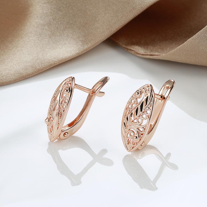 Ins Cold Style Rose Gold Heart-Shaped Hollow Earrings for Women