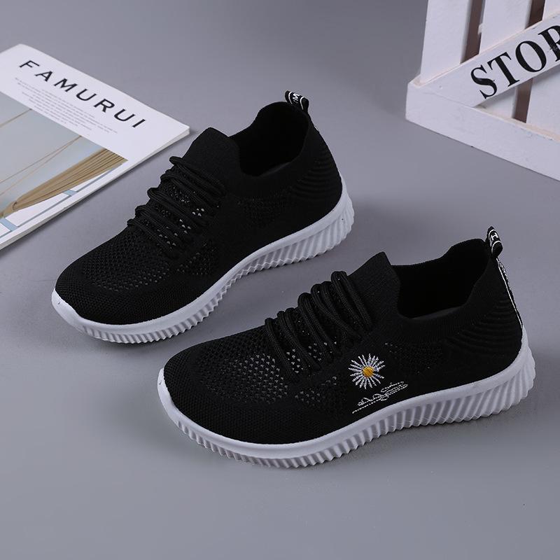 New spring and summer women's sports shoes fashion versatile running shoes mesh breathable casual schoolgirl