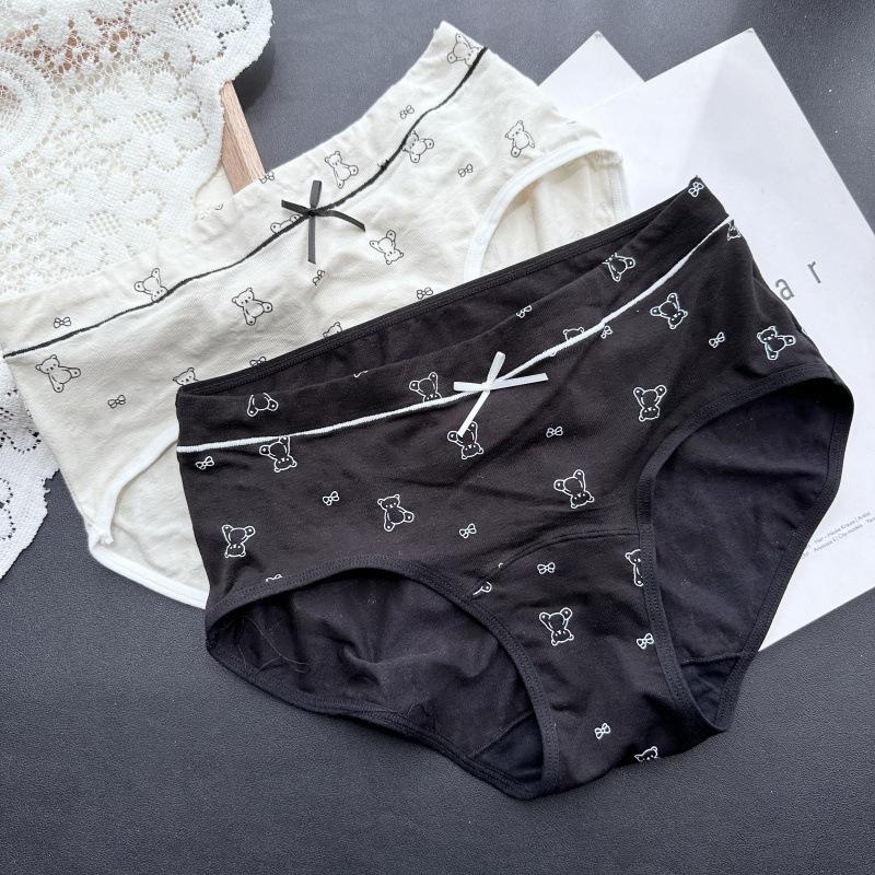 Ladies Spring and Autumn Cartoon Printed Bear Cotton Underwear