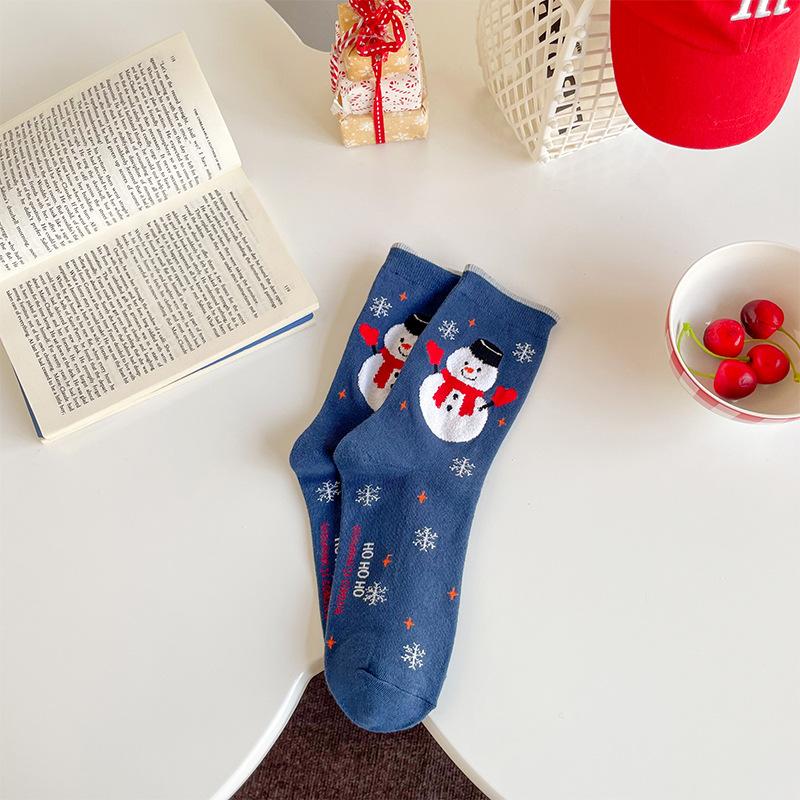 New autumn and winter snowman Santa Claus Christmas tree creative cartoon pattern comfortable cotton socks