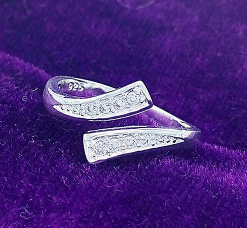 Кольцо с геометрической волной из европейского и американского сплава - Женские украшения