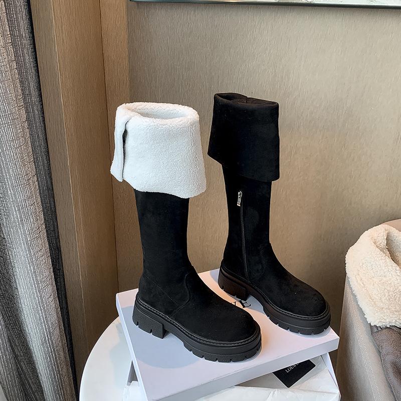 Два носят пушистые высокие сапоги женские замшевые осенне-зимние новые рыцарские сапоги на толстой подошве с широким и узким голенищем ботфорты