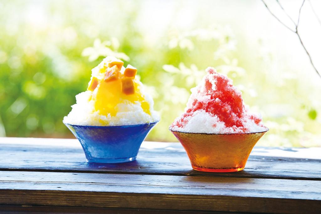 Стеклянная миска Aderia, Лист, Максимум 12,5 см x 5 см высотой, С ободком, Набор из 3 штук, Сделано в Японии, F-71382