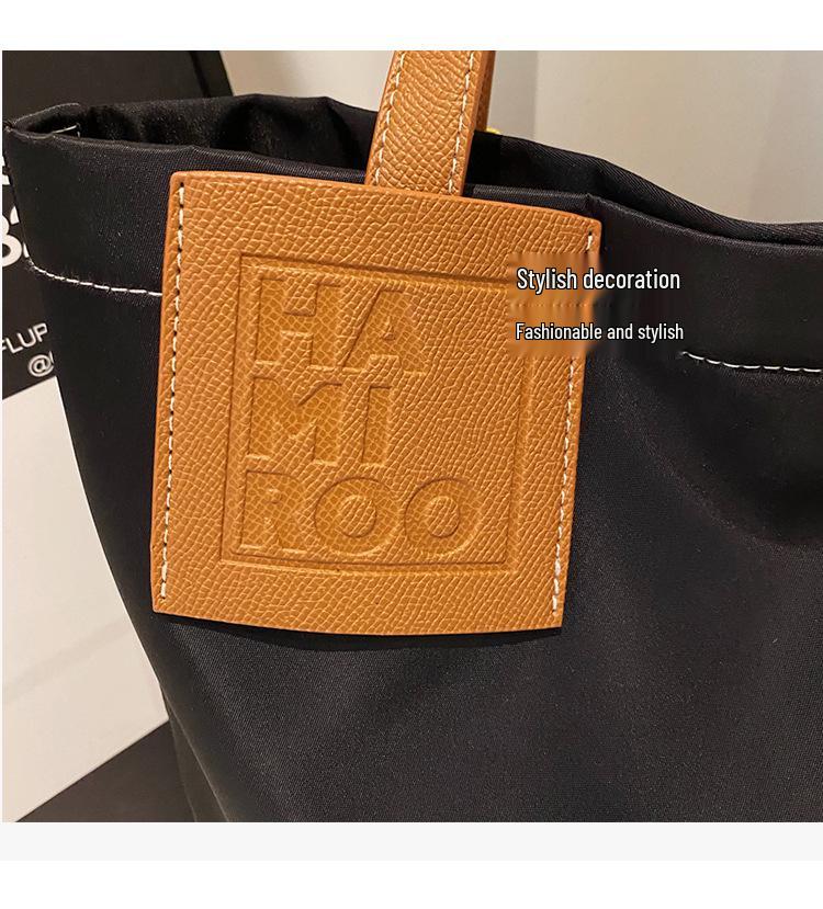 Женская сумка-тоут через плечо для осени 2025 года, универсальная, большой вместимости, высокого класса, для поездок на работу