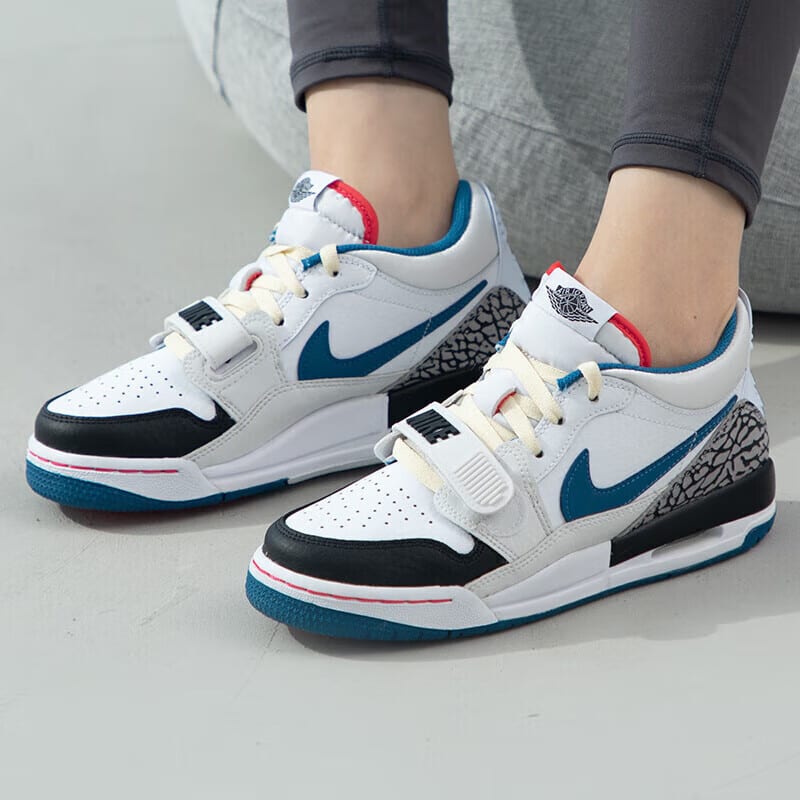 Jordan Legacy 312 GS Low top Basketball Shoes White Blue Unisex FV8117-141