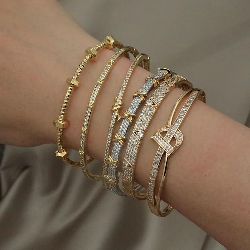 Classic Luxury Zirconia Cross Letter D Charm Bracelets For Women Fashion Brand Jewelry Elegant Knot Bangle