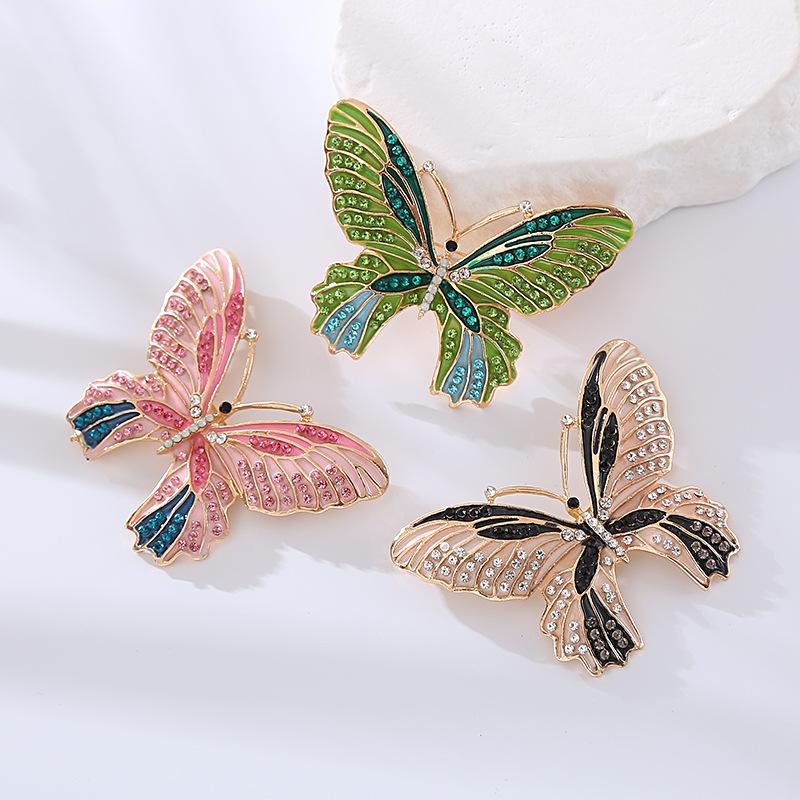 New Product Full Rhinestone Crystal Color High-end Temperament Butterfly Brooch Metal Elegant Accessories Wholesale
