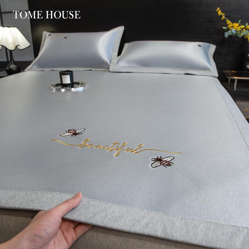 Machine Washable High-End Ice Silk Cooling Mat for Summer - Foldable, Soft Bed Cover with Free Shipping
