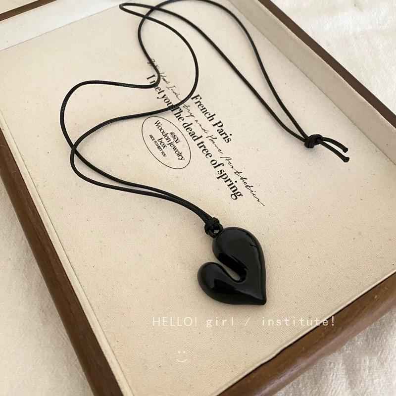 Korean Reinna Irregular Heart Pendant Necklace - Adjustable Sweet Cool Accessory