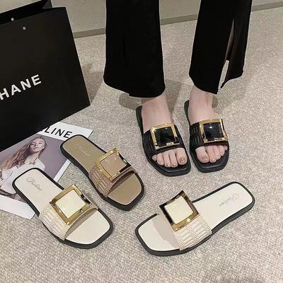 Модные шлепанцы на плоской подошве в корейском стиле для женщин 2025 лето горячая распродажа модный тренд плоская обувь нескользящие женские шлепанцы сандалии