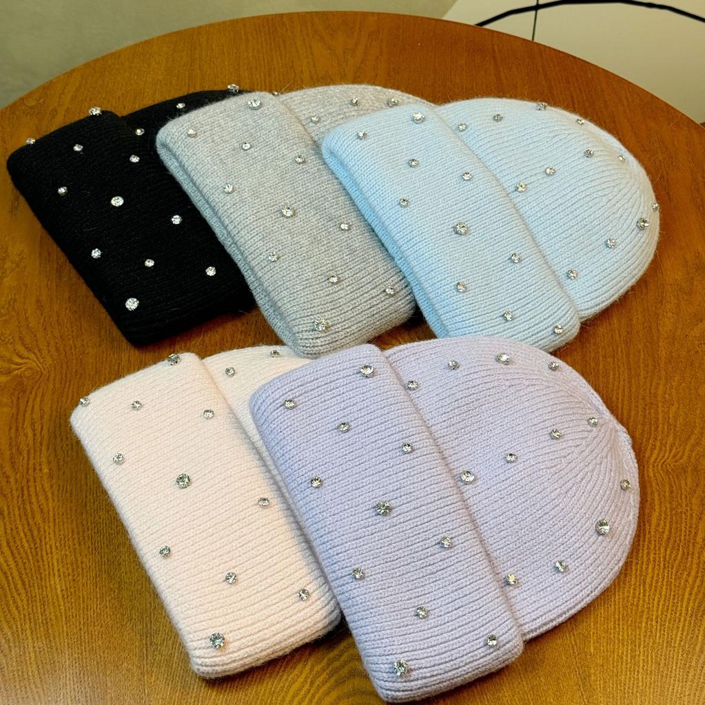 Шапка Зимняя Женская Новая Корейский Стиль Модная и Элегантная Вязаная Шапка со Стразами Уличный Стиль Кроличий Мех Теплая Шерстяная Шапка