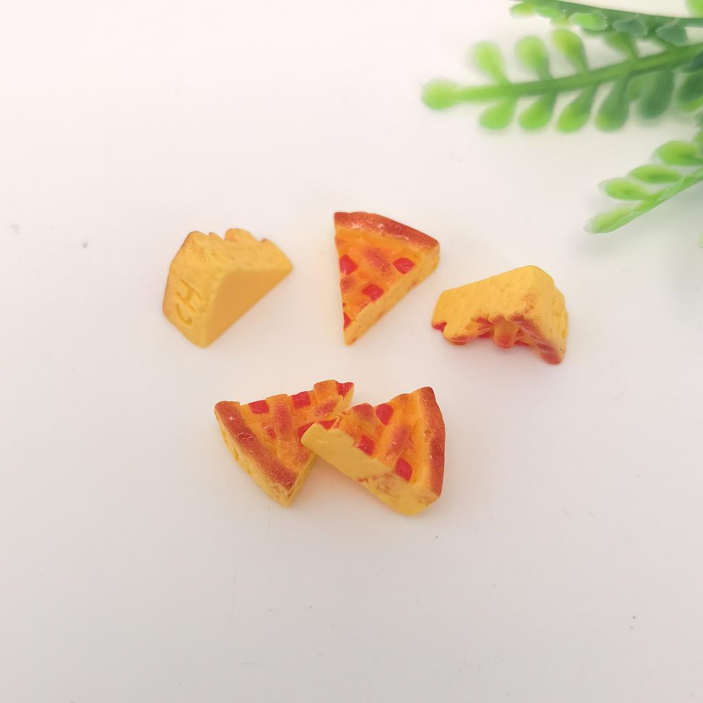 100pcs Mini Pizza Set Miniature Christmas Decoration Kitchen Doll House Resin Crafts Accessory