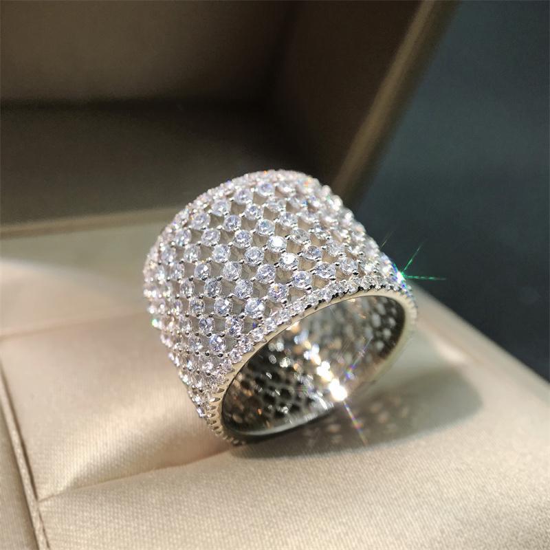 Huitan Full Sparkling Cubic Zirconia Wide Rings for Women Fashion Luxury Wedding Bands Finger Accessories Style Rings Jewelry