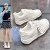 Белые туфли женские туфли новые осенние Ins Niche повседневные кроссовки на платформе Elevator Wild Board Shoes для женщин