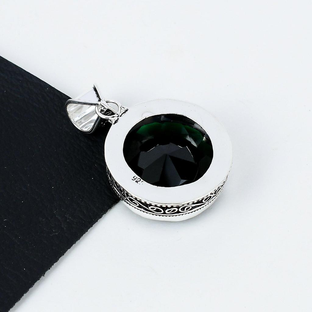 Серебряный кулон с драгоценным камнем зеленый турмалин из серебра 925 пробы — дизайн ручной работы, повседневные украшения, уникальные подарки с подвеской из зеленого турмалина