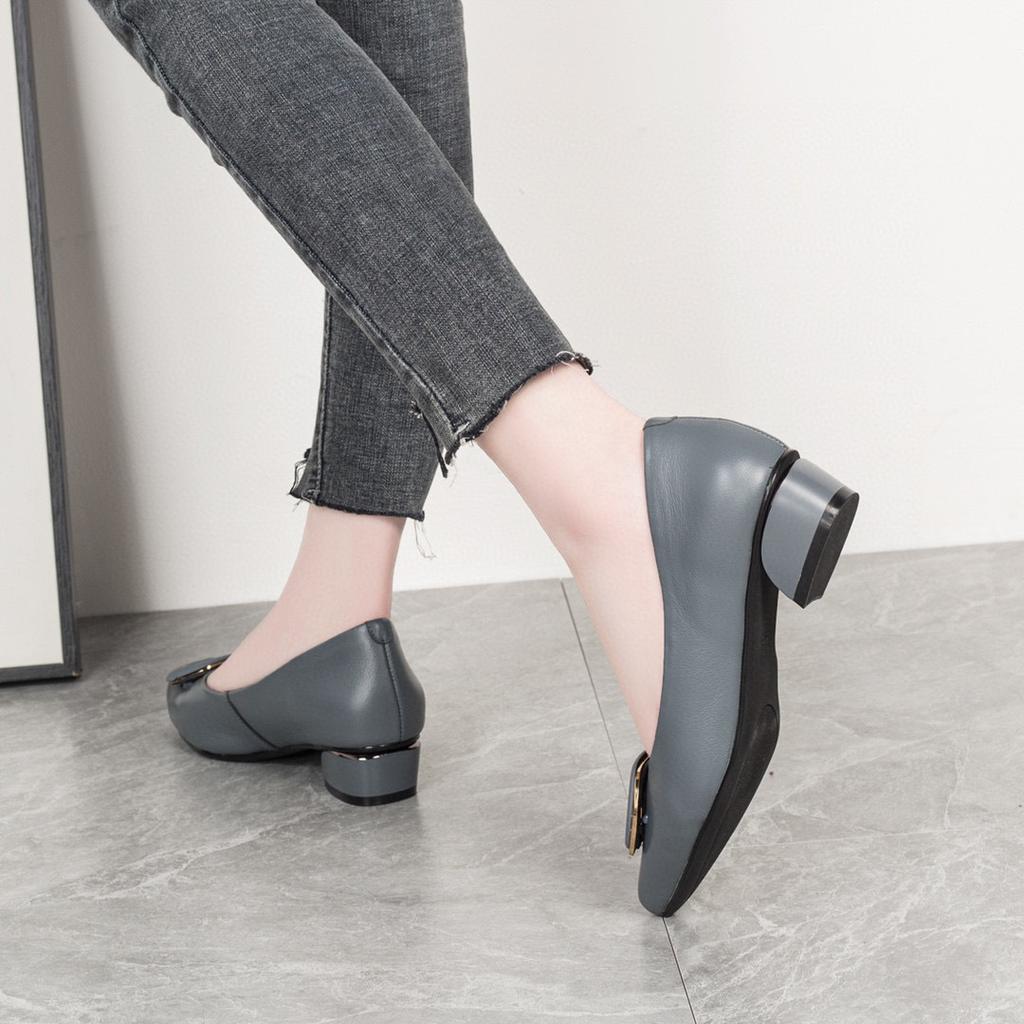 Новые удобные туфли-лодочки из первого слоя коровьей кожи с мелким вырезом, острым носком, низким каблуком, круглой пряжкой, одинарные туфли, плоские рабочие туфли, женская кожаная обувь