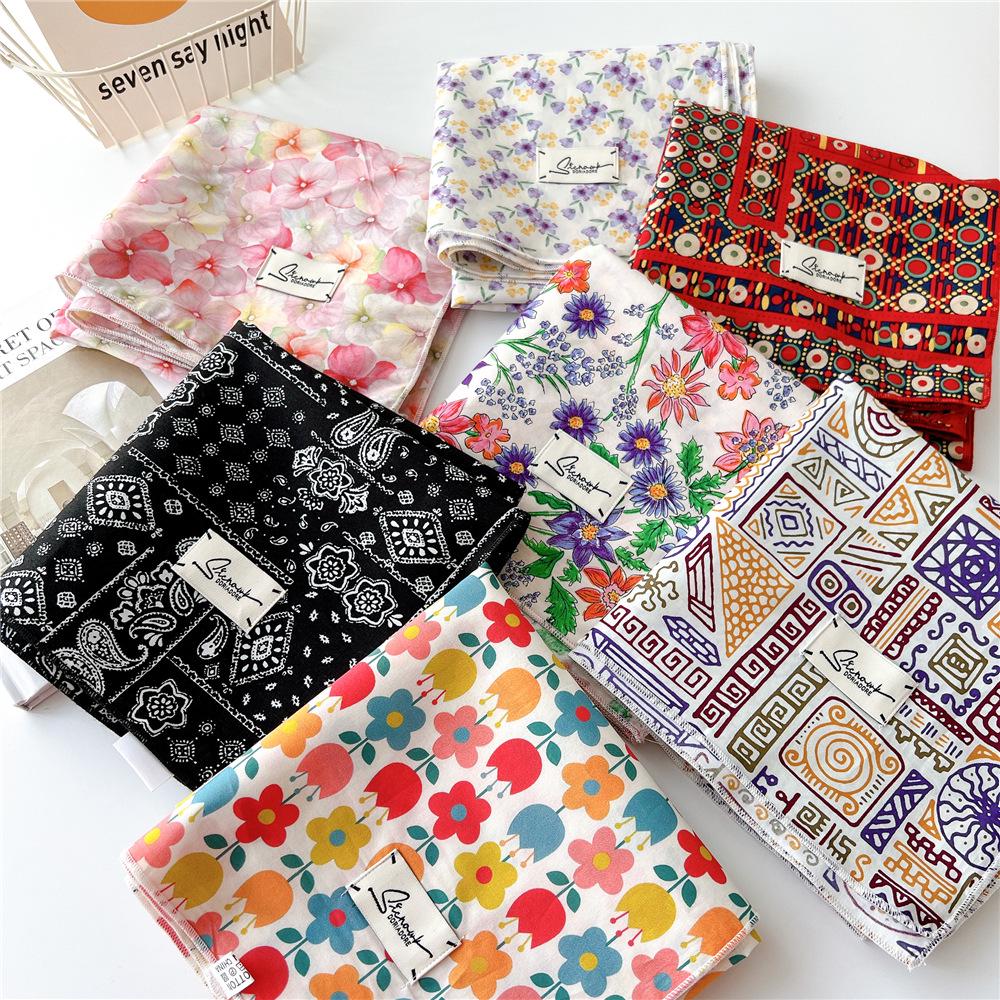 Silk-Blend Women's Square Scarf for Neck Protection - Ideal for Spring, Autumn, and Summer Outfits