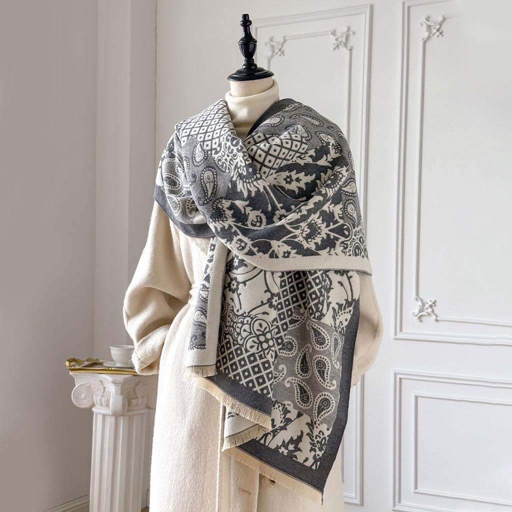 2025 Winter Warm Women's Cashmere Paisley Print Double-Sided Scarf Elegance Shawl Pashmina Female Outdoor Fashion Accessory