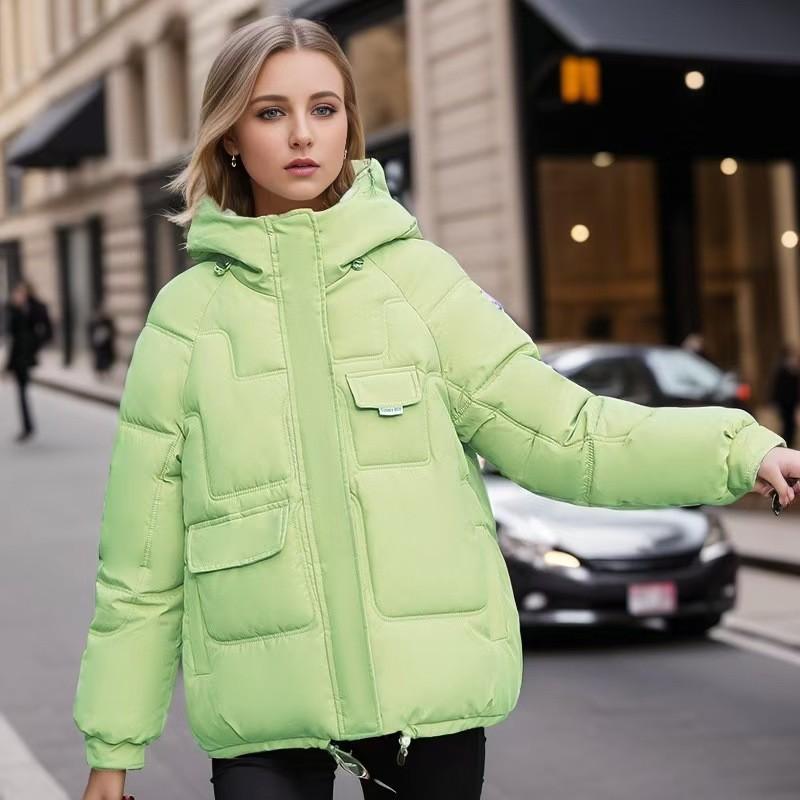 Зимняя куртка большого размера с утолщением, множеством карманов и подкладкой, трендовая куртка с капюшоном и пуховой подкладкой, женская, короткого стиля