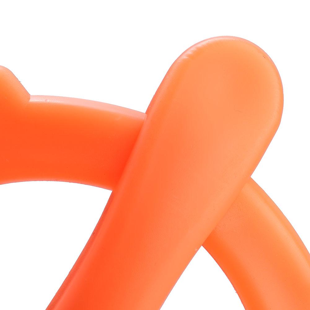 Plastic High Strength Hanging Chain Veterinary Food Appeal Farm Animals Piglet Chew Bite Toy