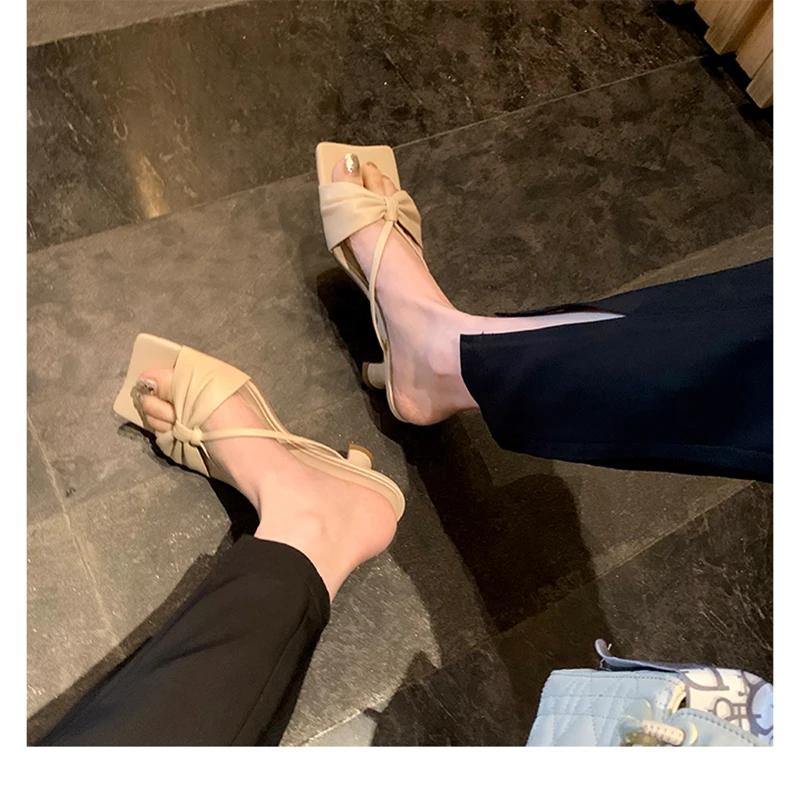 2024 Summers Slippers Women's Fashion Narrow Band Thick Heel Elegant Square Toe Party Dress Slides Women