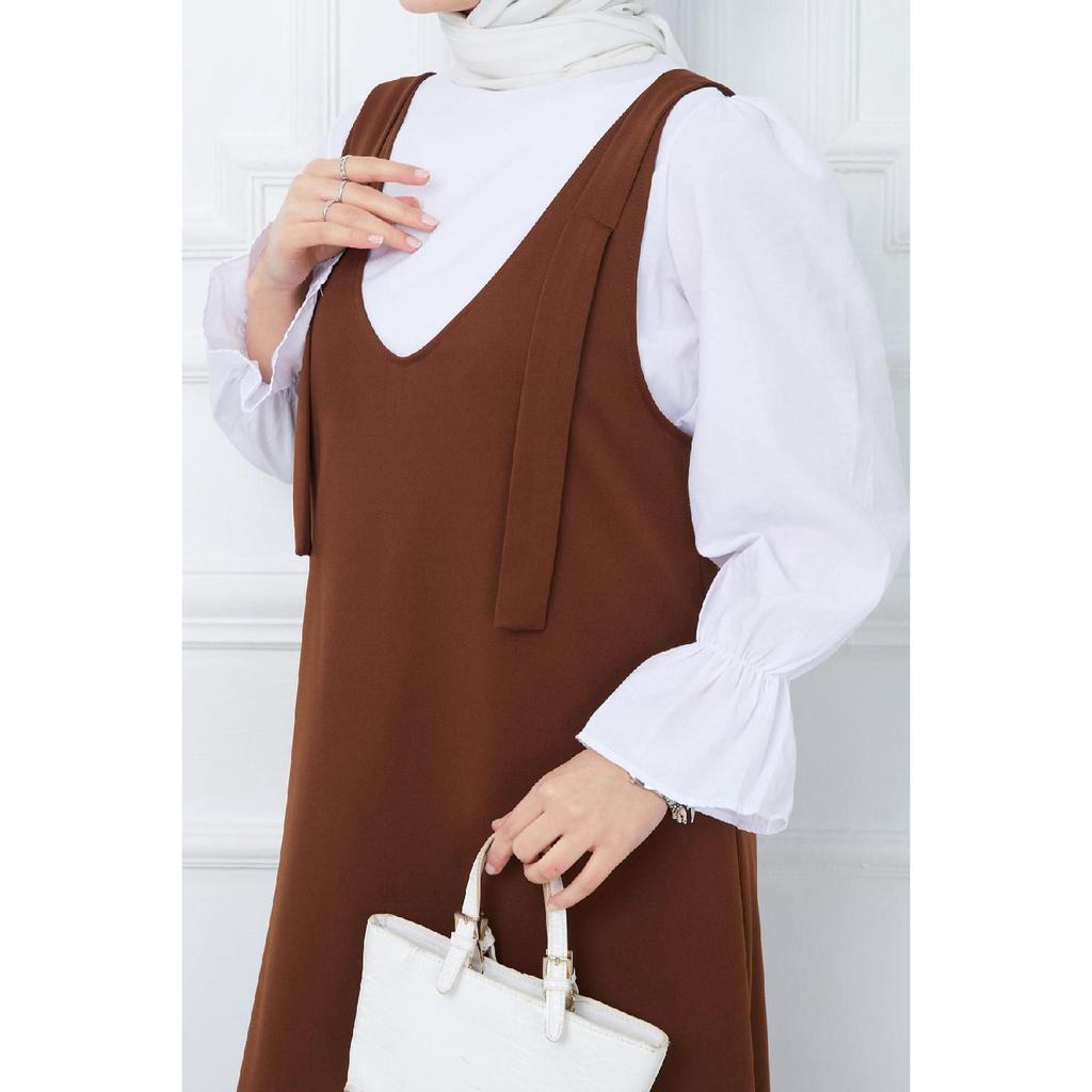 Вязаное платье без рукавов Nehir, черное Hm2389